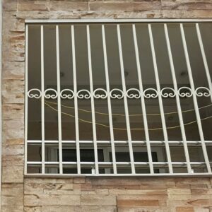 حفاظ پنجره مدل نعل اسبی در بندر عباس