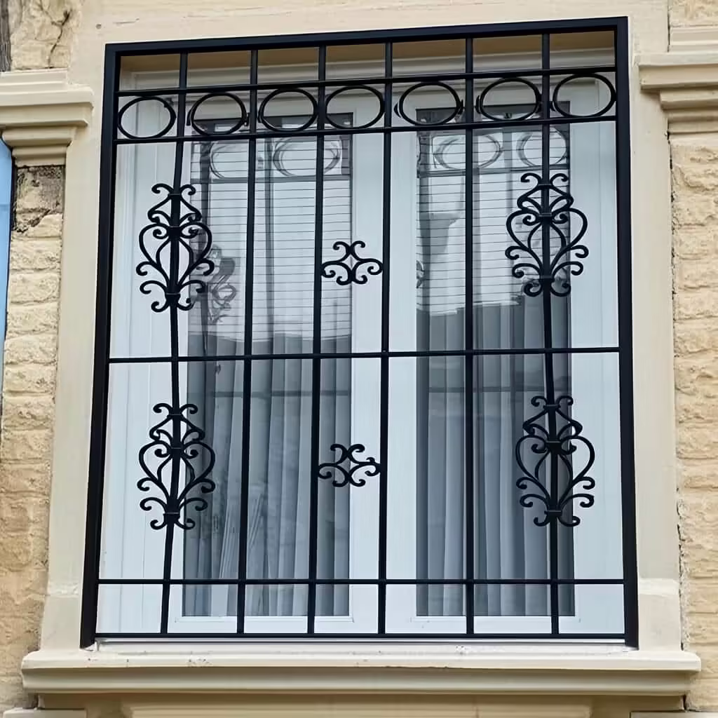 حفاظ پنجره مدل نقشینه در بندر عباس