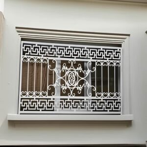 حفاظ پنجره ورساچه در بندر عباس