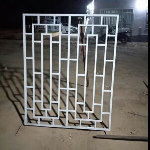 حفاظ پنجره کلاسیک مهرآهن در بندر عباس