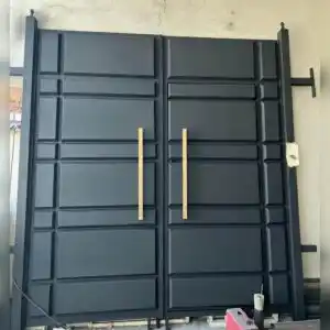 درب مدرن رادون مینیمال در بندر عباس