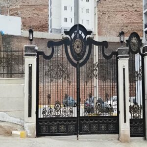 درب لادن فرفورژه در بندر عباس