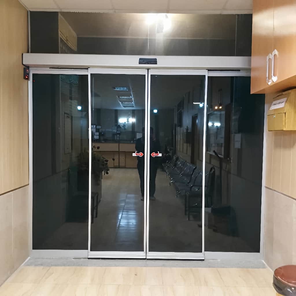 درب شیشه ای اتوماتیک در بندر عباس