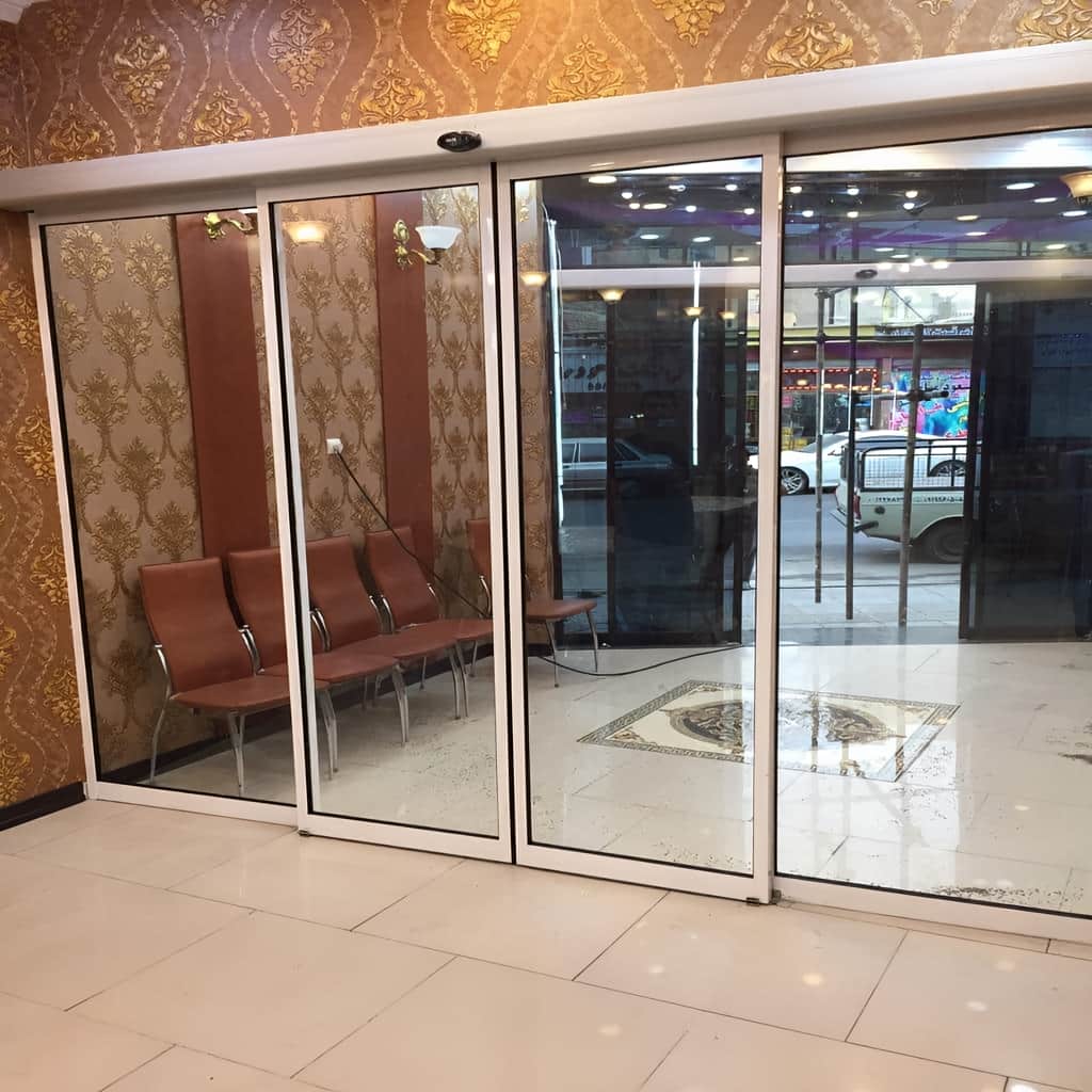 سفارش درب اتوماتیک شیشه ای هتل در بندر عباس