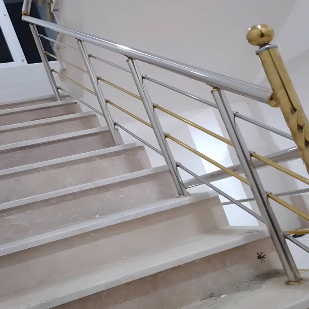 ساخت نرده استیل مات برای ساختمان بندر عباس