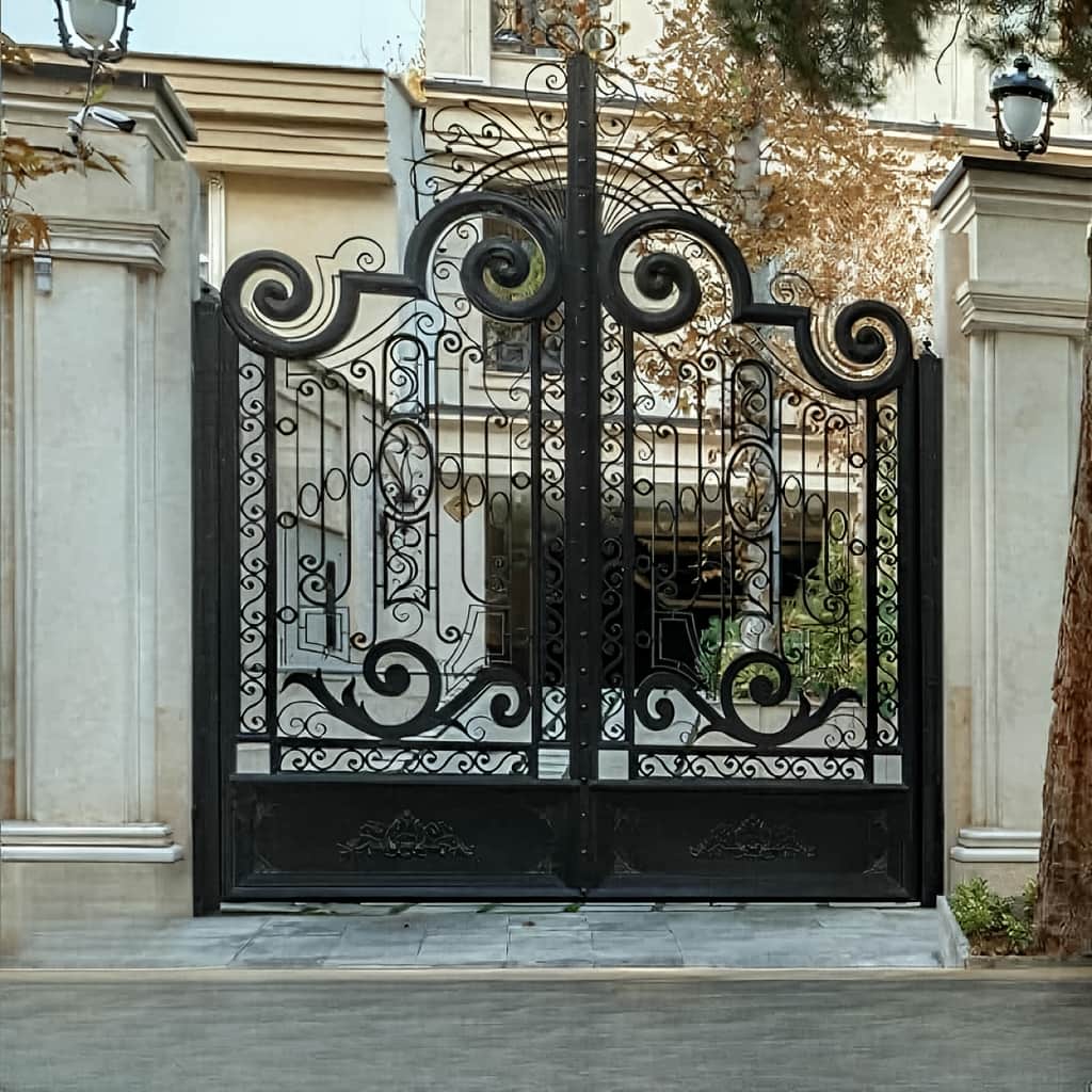 نصب درب پارکینگ سنگین شاسی دوبل دو لنگه در بندر عباس