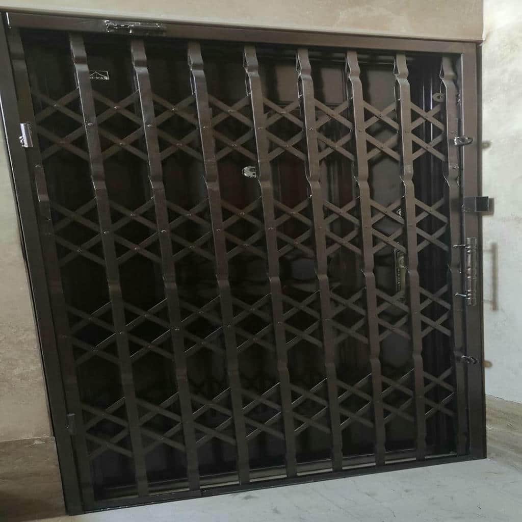 فروش درب آکاردئونی ضد سرقت آپارتمان با طرح ساده در بندر عباس