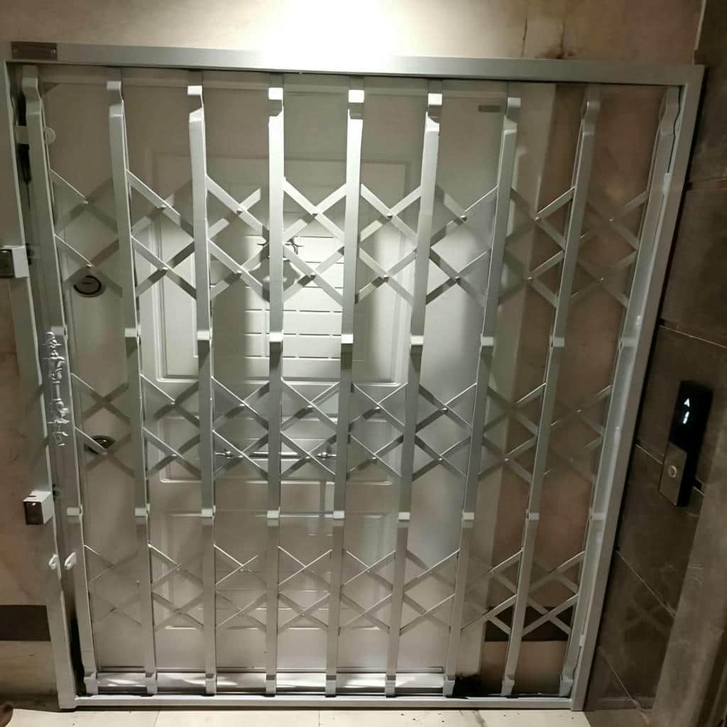 قیمت درب آکاردئونی ضد سرقت آپارتمان با تسمه متراکم در بندر عباس