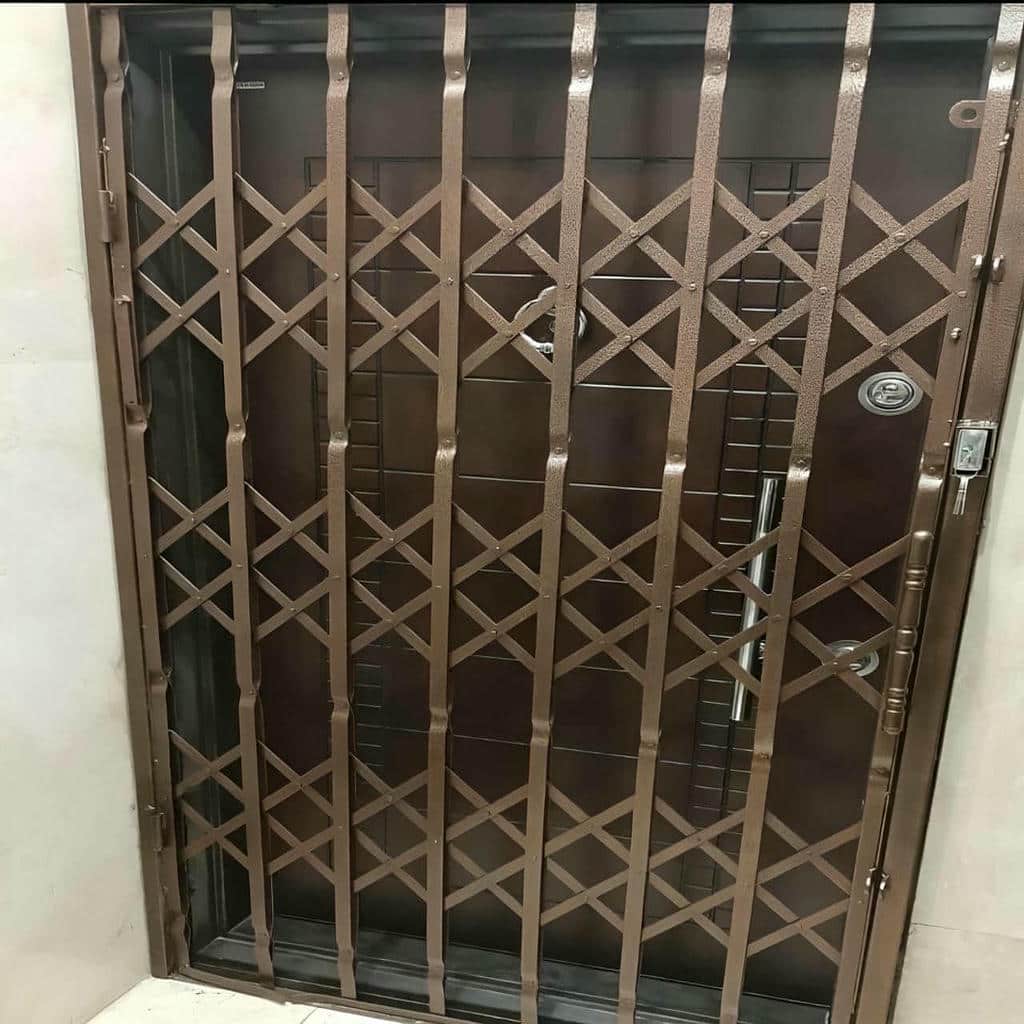 ساخت حفاظ آکاردئونی دو جداره ورودی با تسمه متراکم در بندر عباس ساخت حفاظ آکاردئونی دو جداره ورودی با تسمه متراکم در بندر عباس