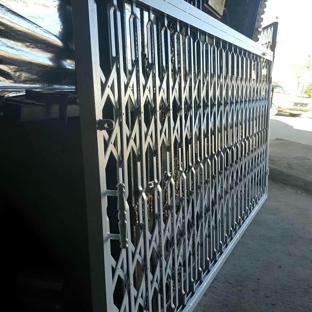 خرید حفاظ آکاردئونی طلایی سلطنتی با قفل مخفی در بندر عباس