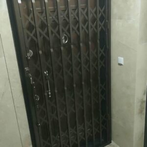 6 مدل درب آکاردئونی سفید طلایی در بندر عباس