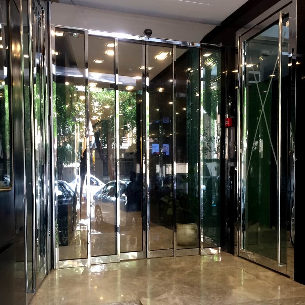 سفارش سنسور حرکتی درب شیشه‌ای اتوماتیک در بندر عباس