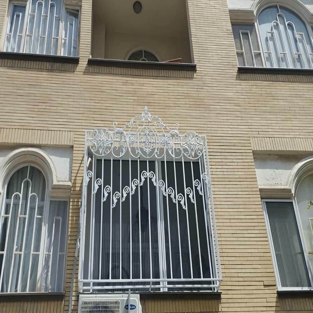فروش حفاظ پنجره طرح دار لیزری با نقش مدرن در بندر عباس فروش حفاظ پنجره طرح دار لیزری با نقش مدرن در بندر عباس