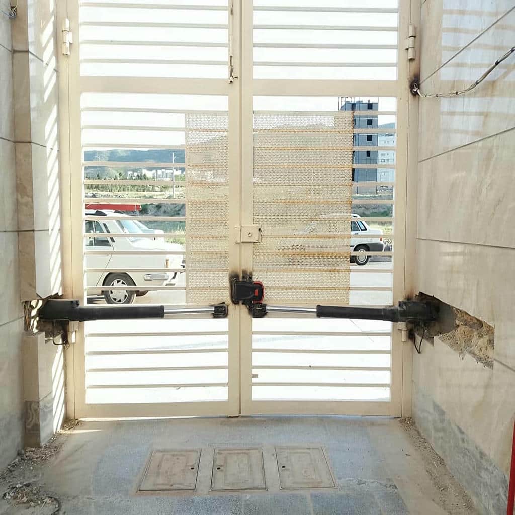 فروش جک درب پارکینگ هیدرولیک صنعتی مناسب کاربری پرتردد در بندر عباس