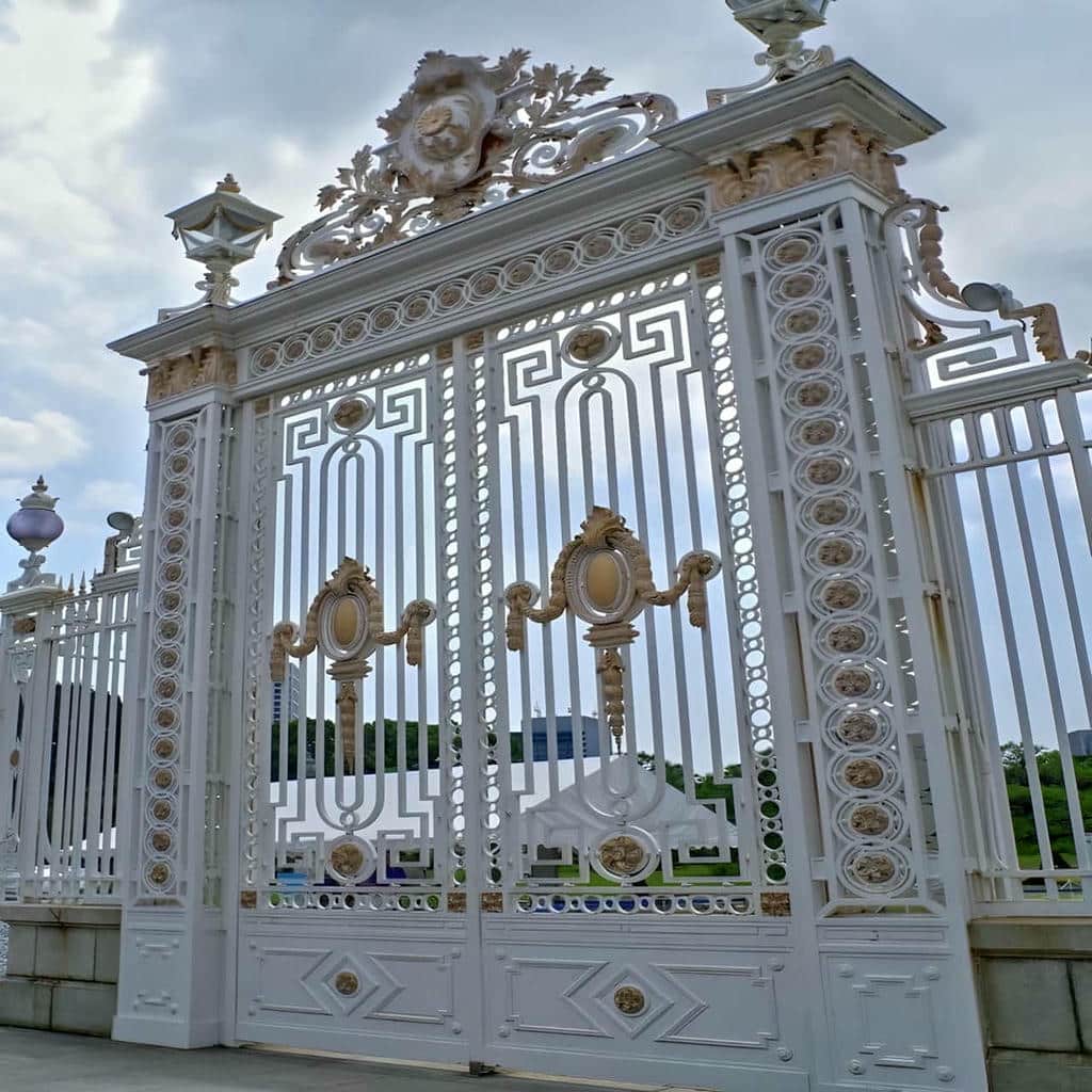 خرید درب حیاط قاب فلزی دوبل در بندر عباس خرید درب حیاط قاب فلزی دوبل در بندر عباس