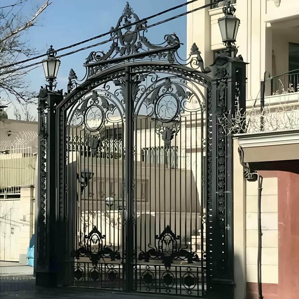 نصب درب باغ ویلایی قوسی با قفل برقی در بندر عباس نصب درب باغ ویلایی قوسی با قفل برقی در بندر عباس