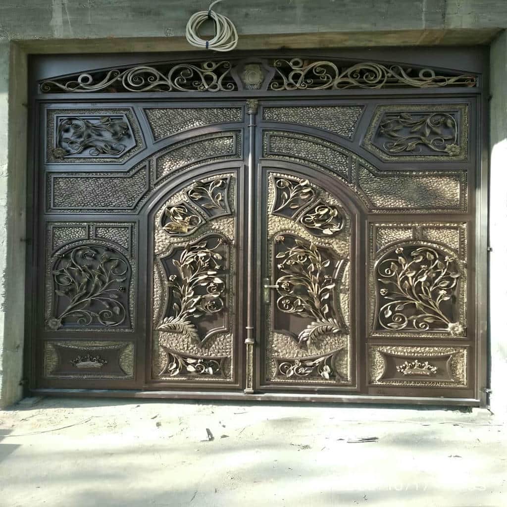 فروش درب حیاط ورودی جنوبی قاب‌دار در بندر عباس