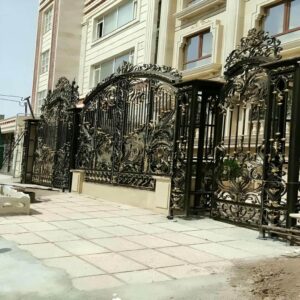 6 طرح درب ویلایی فرفورژه نمای رومی در بندر عباس