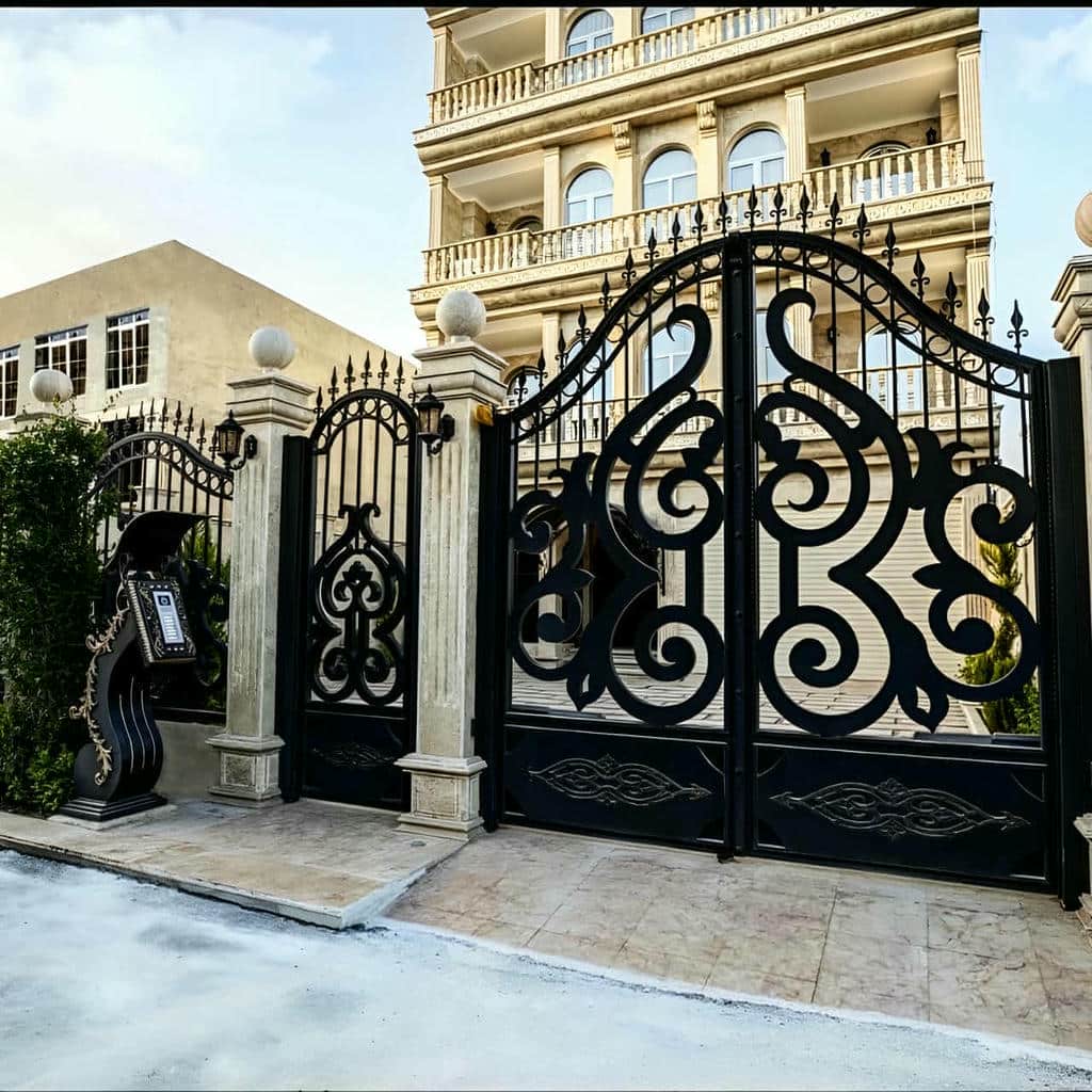 خرید درب پارکینگ مینیمال خطی مدرن در بندر عباس خرید درب پارکینگ مینیمال خطی مدرن در بندر عباس