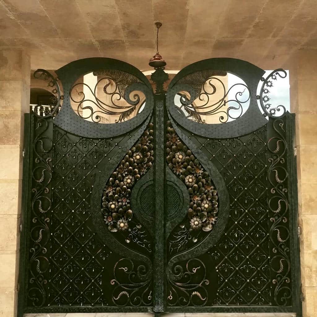 سفارش درب ویلایی باغچه دار ورودی دولنگه در بندر عباس