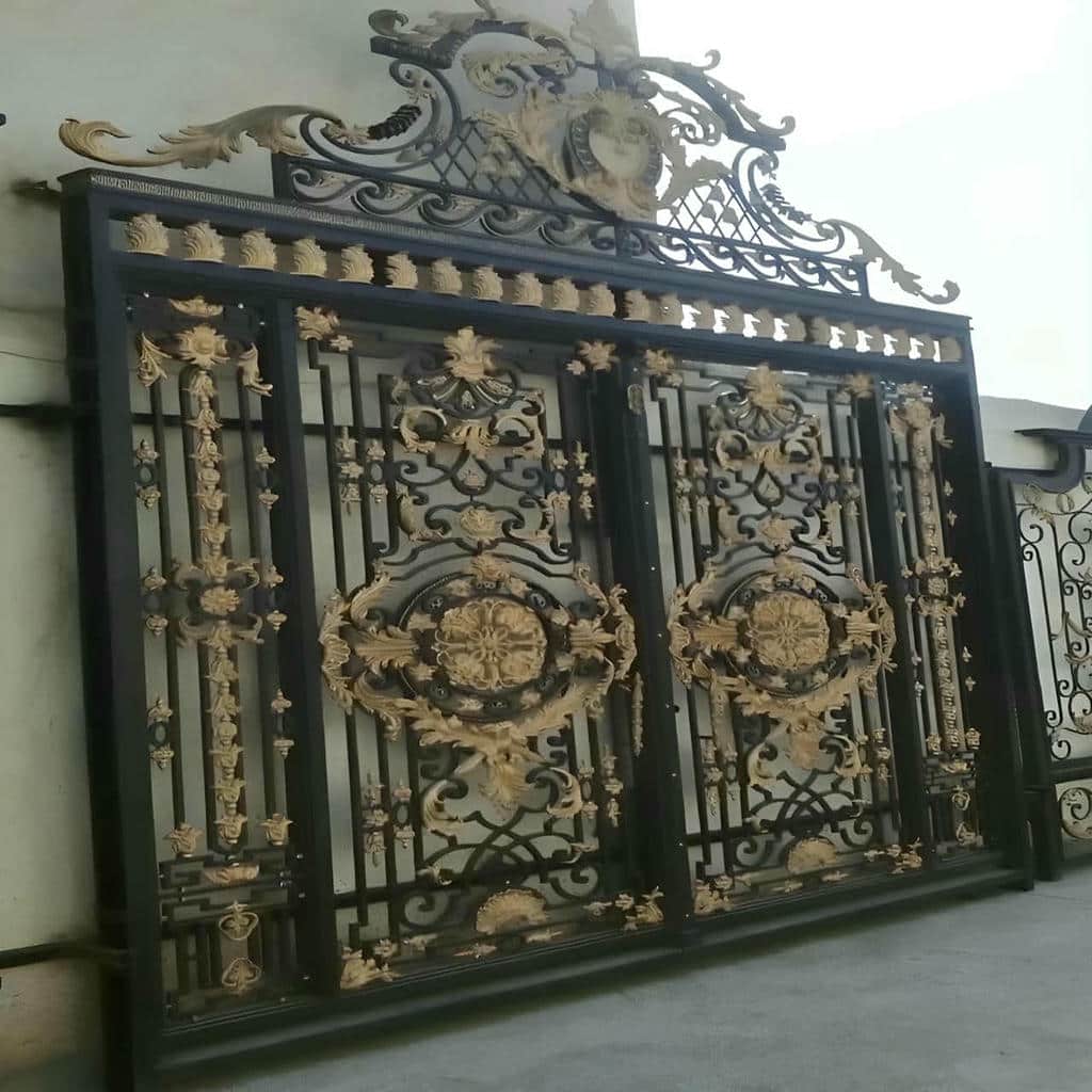 فروش درب حیاط پروفیلی کلاف دار تمام‌توپر در بندر عباس