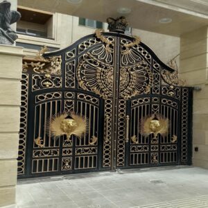 7 طرح درب پارکینگ عریض ماشین رو در بندر عباس