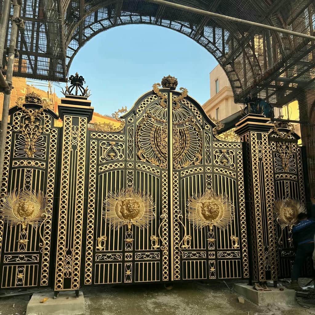 خرید درب حیاط ریلی ماشین رو ساده و مدرن در بندر عباس خرید درب حیاط ریلی ماشین رو ساده و مدرن در بندر عباس