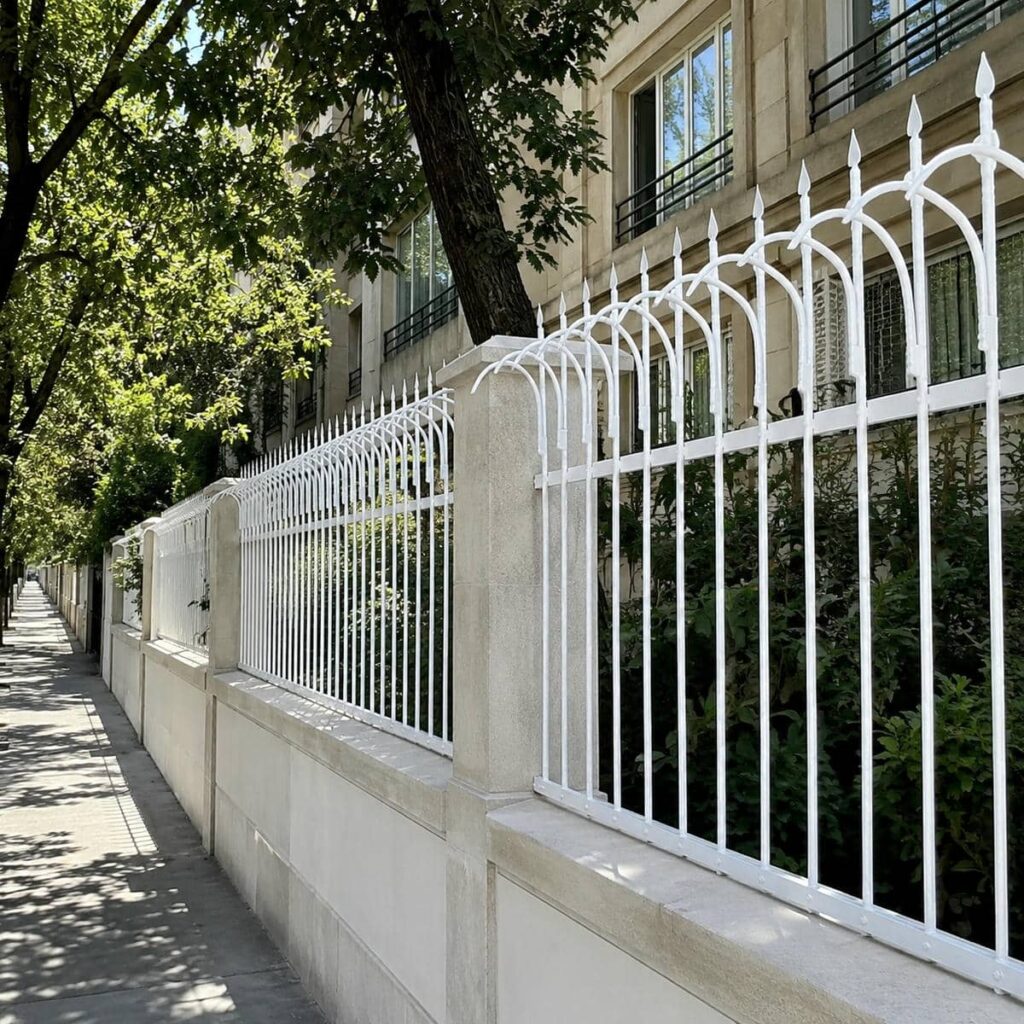 اجرای نرده حفاظ دیوار ساده در بندر عباس با تراز منظم اجرای نرده حفاظ دیوار ساده در بندر عباس با تراز منظم