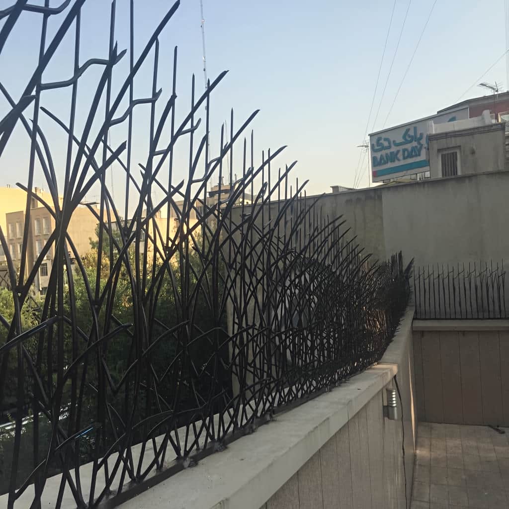 نرده حفاظ دیوار مجتمع بندر عباس