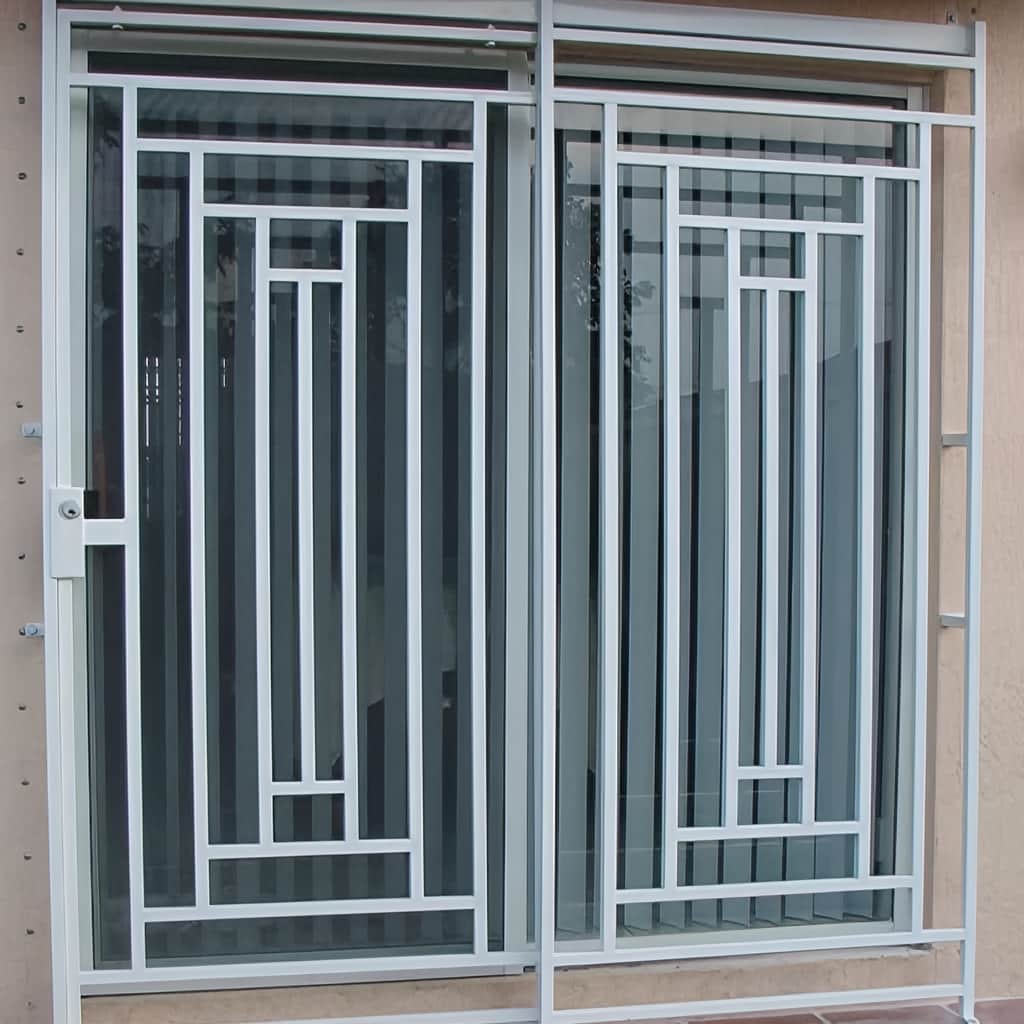 گارد پنجره کلاسیک خارجی بندر عباس طراحی نما