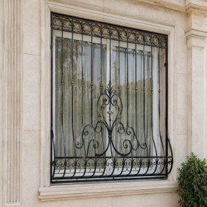 حفاظ پنجره فرفورژه بندر عباس با طرح فلزی مقاوم