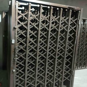 حفاظ درب ورودی بندر عباس با طراحی سفارشی