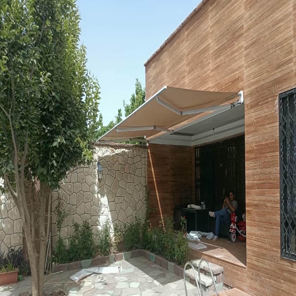 سایه بان برقی با طراحی مدرن