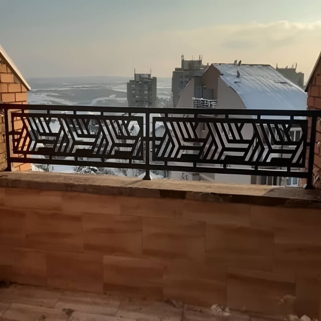حفاظ تراس مدرن با پوشش مقاوم