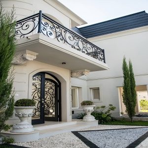حفاظ تراس فلزی بندر عباس با طراحی کم عرض