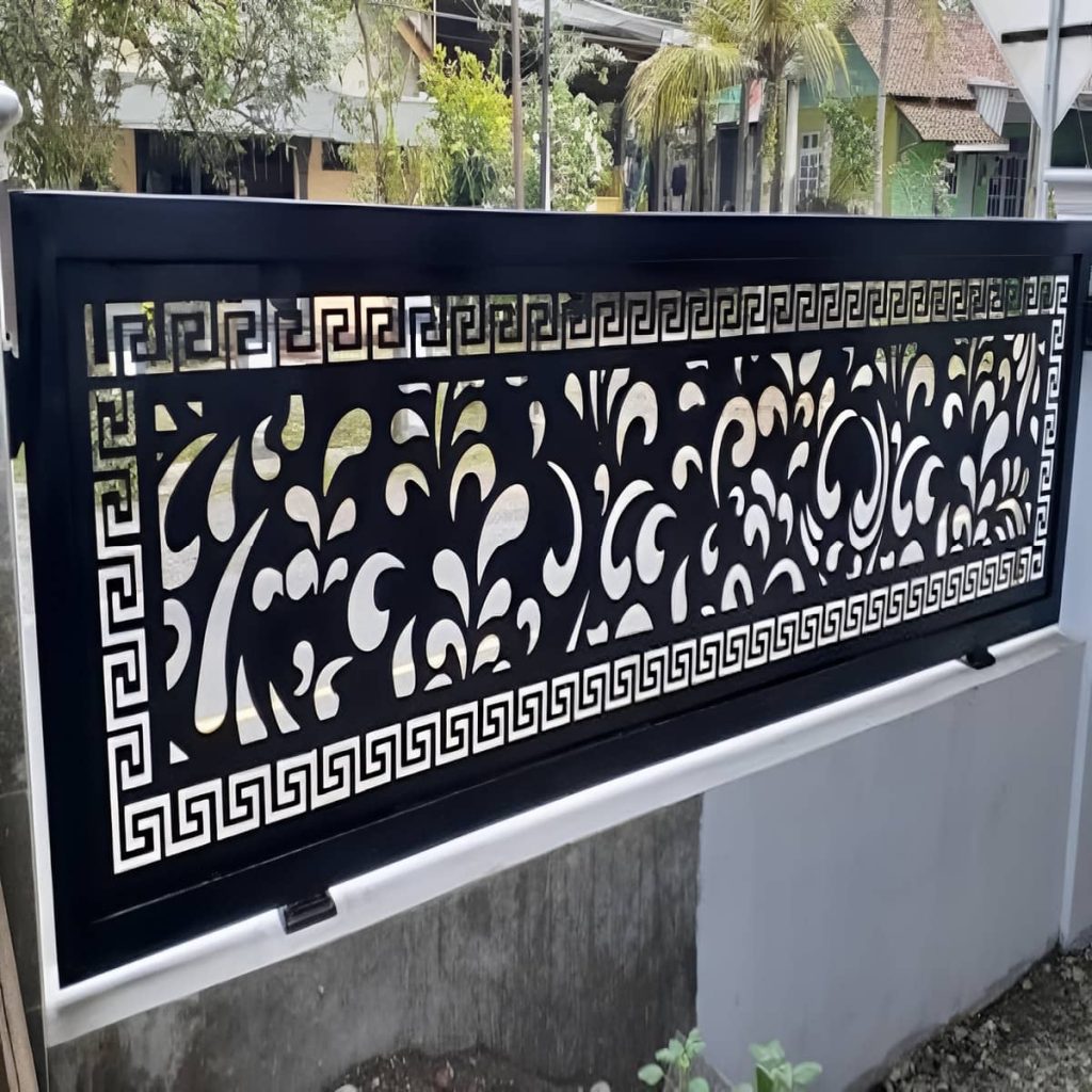 حفاظ پله فلزی کم عرض بندر عباس
