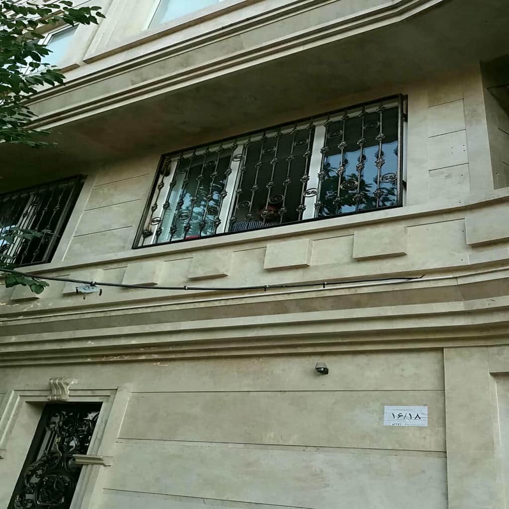حفاظ فلزی پنجره رنگ شده