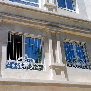 حفاظ پنجره آهنی بندر عباس مدل ساده فلزی
