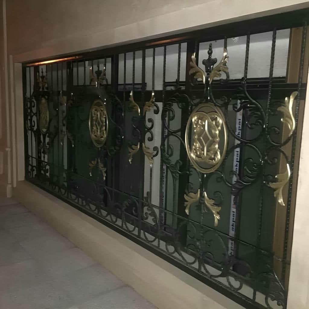حفاظ پنجره ثابت بندر عباس با پروفیل فلزی ساده