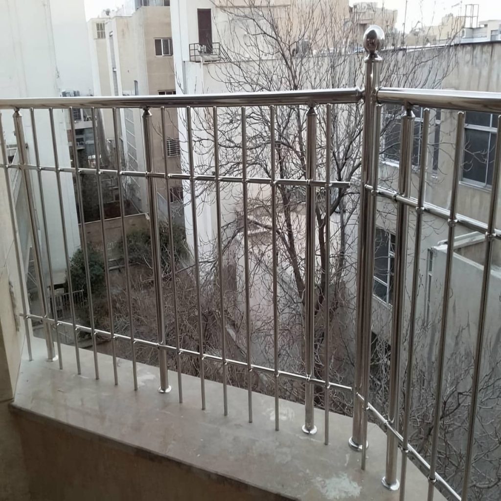 نرده تراس مقاوم برای ساختمان جدید