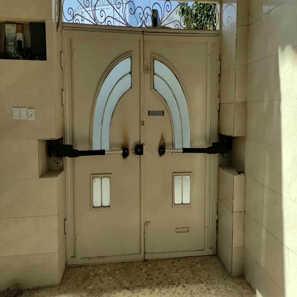 جک بازویی بندر عباس مدل بازویی ورودی ساختمان