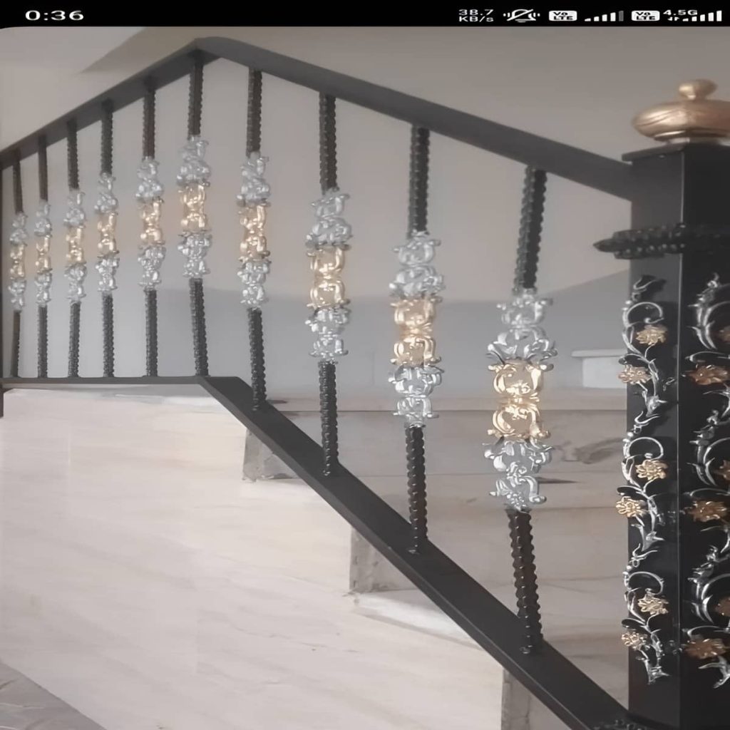 نرده فرفورژه بالکن بندر عباس نمای ساختمان مدرن
