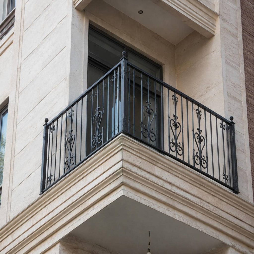 حفاظ بالکن بندر عباس با پوشش مقاوم